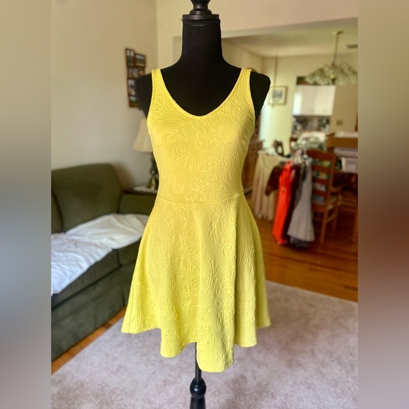 Highlighter Yellow Neon Sleeveless Skater Dress - Picture 5 of 9